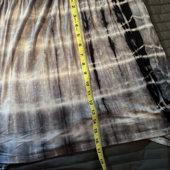 Beach cover up - Picture 4 of 4